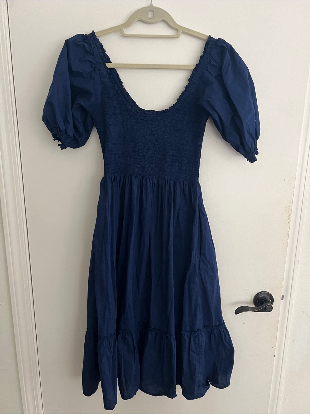Hill House Louisa Navy Smocked Midi Dress small great condition